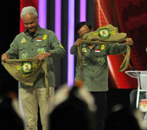 Ganjar Puji Penampilan Mahfud di Debat Cawapres: Seperti Kata Gus Dur Peluru Tak Terkendali