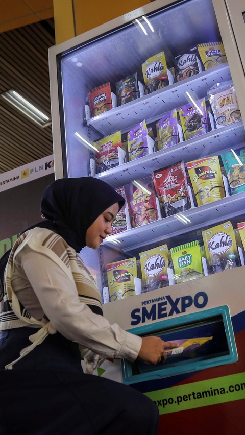 FOTO: Penampakan Vending Machine yang Menjual Produk UMKM Dalam Negeri Usai Diluncurkan Menteri BUMN Erick Thohir<br>