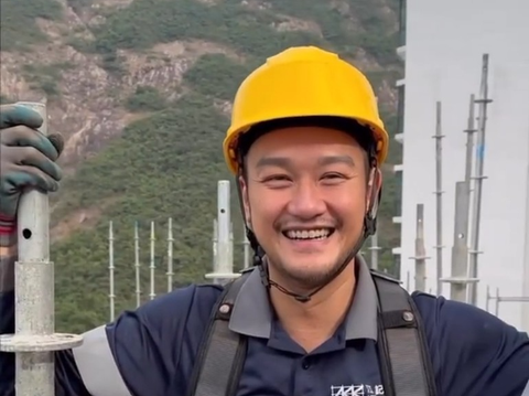 For the Sake of Life Demands, This Handsome Actor Changes His Career to Become a Construction Worker