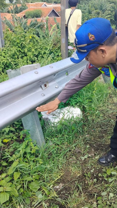 Penyelidikan Bus New Shantika Terjun dari Tol Pemalang, Polisi Periksa Kru dan Penumpang