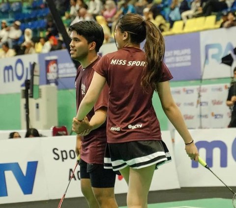 8 Photos of the Intimacy of Aaliyah Massaid & Thariq Playing Badminton, Holding Hands Continuously!