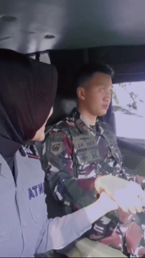 Suami Perwira Marinir Istri Bintara Polisi, Begini Momen Pasutri Berangkat Kerja Bareng 'TNI Polri Bersatu'