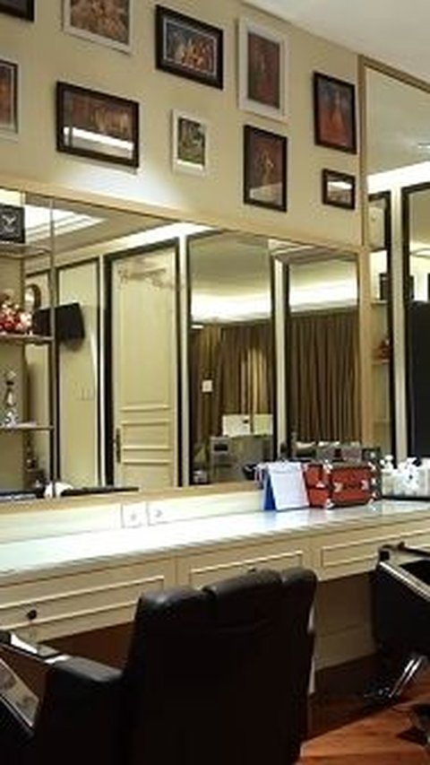 8 Artis yang Punya Salon Pribadi di Rumah, Milik Istri Ustaz Solmed Bak Klinik Kecantikan