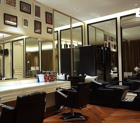 8 Artists Who Have Personal Salons at Home, Owned by Ustaz Solmed's Wife Like a Beauty Clinic