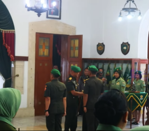 Sedih, Pangdam Siliwangi Melepas Dua Jenderal, Mayjen TNI Dadang Arief 'Lebih Sedih Kalau Persib Kalah Terus'