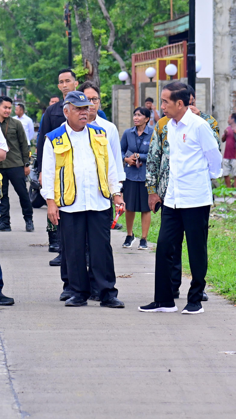 Rombongan Presiden Melintas di Temanggung Warga Teriaki Ganjar, Ini Reaksi Jokowi