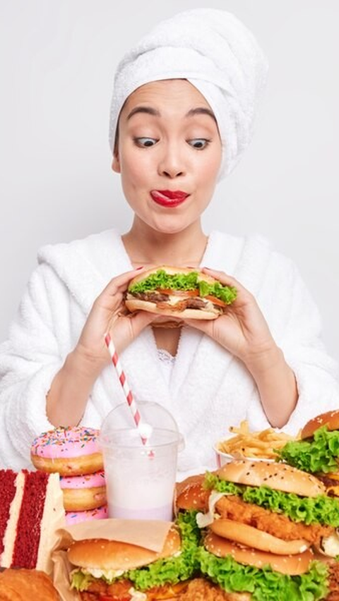 4. Hindari Makanan Cepat Saji: Pilih Opsi Sehat dan Nutritif
