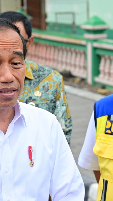 Jokowi Sindir Jalan Rusak di Jateng: Sudah Bertahun-tahun Tidak Beres-Beres