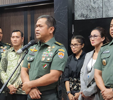 Maruli menyebut TNI AD telah menerapkan asas hukum kepada setiap prajurit. Ia meyakini pihaknya tidak berani melakukan sesuatu yang melanggar hukum, termasuk menyokongi pertambangan ilegal.