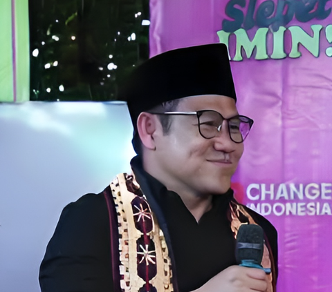 Muhaimin pun ragu untuk menyanjung Megawati yang menurutnya telah konsisten dalam menjaga demokrasi di Indonesia.<br><br>