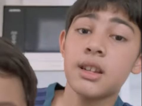 Makin Ganteng, ini Potret Arsen Anak Risty Tagor dan Rifky Balweel Kini Menginjak Usia Remaja