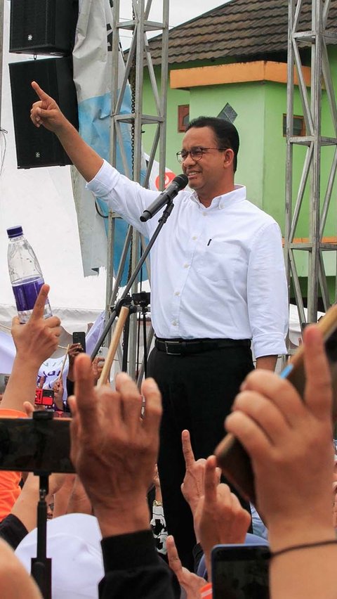 FOTO: Ribuan Pendukung Padati Kampanye Akbar Anies Baswedan di Yogyakarta