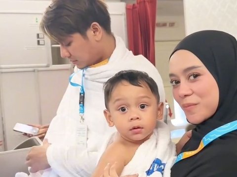 Cute Banget! Potret Levian Anak Lesti dan Rizky Billar saat Ikut Ibadah Umrah, Kenakan Pakaian Ihram