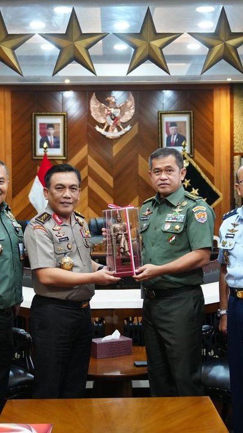 Dua Putra Batak Jenderal TNI Polri Bertemu, Sama-Sama Marga Simanjuntak dan Berkarier Moncer