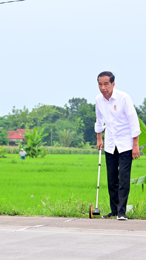 Jokowi Sentil Jalan di Jateng Rusak, Segini Besaran Dana Perbaikan Era Gubernur Ganjar