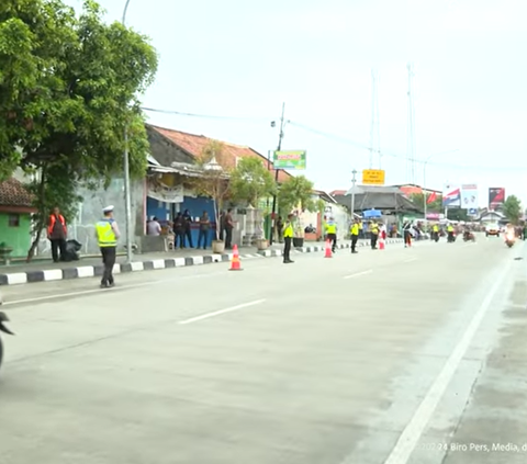 Jokowi Sentil Jalan di Jateng Rusak, Segini Besaran Dana Perbaikan Era Gubernur Ganjar