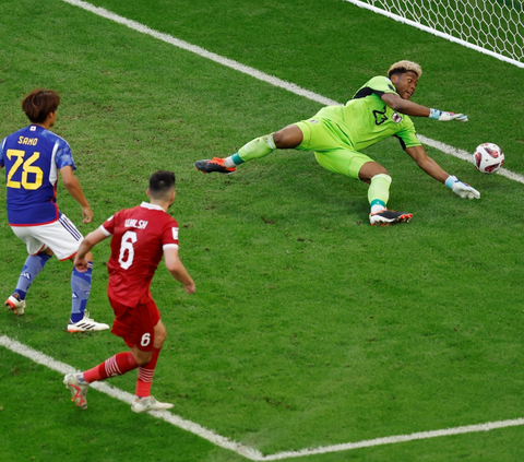 FOTO: Momen Sengit Indonesia Vs Jepang di Laga Terakhir Grup D Piala Asia 2023, Gol Penalti & Bunuh Diri Antar The Samurai Blues ke 16 Besar