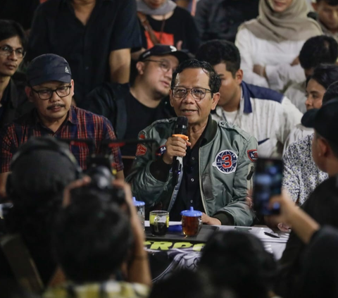 Mahfud Ungkap Alasan Belum Mundur dari Menko Polhukam: Saya Menjaga Prabowo