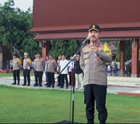 Wakil Kepala Kepolisian Daerah (Wakapolda) Nusa Tenggara Barat (NTB) Brigjen Pol Ruslan Aspan memberikan arahan pada anak buahnya guna mempersiapkan Pemilu 2024.