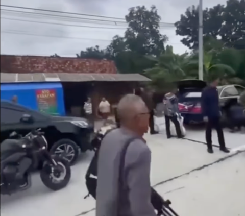 Viral Ban Mobil Jokowi Bocor Saat Kunker di Jateng, Ini Penjelasan Istana