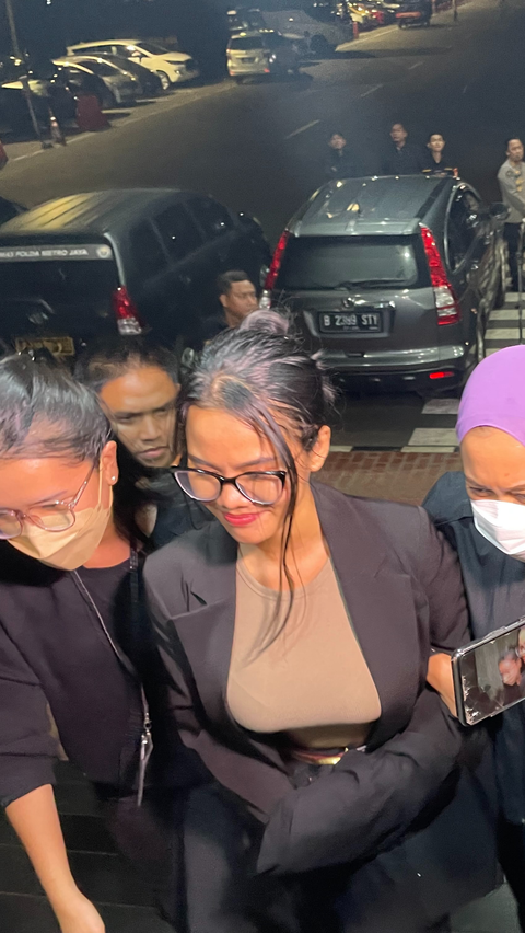 Siskaeee Tersangka Pemeran Film Porno Resmi Ditahan Polda Metro Jaya