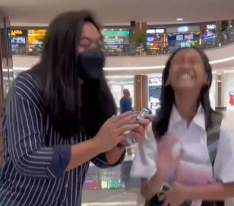 Viral Challenge Nyanyi di Mall Ternyata Anak Rian D'Masiv, Warganet Puji Suaranya