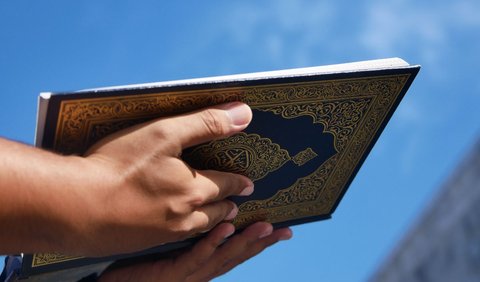 Kandungan Penting tentang Surat An-Nur Ayat 38