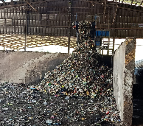 Gantikan Batu Bara, 30 Ton Olahan Sampah Dipasok ke Pabrik SBI untuk Jadi Bahan Bakar