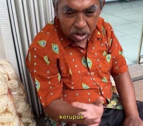 Sebut Anak Menganggur dan Tak Mau Kerja, Lansia Penjual Kerupuk Ini Cari Nafkah Demi Obati Sakit Jantung dan Mata