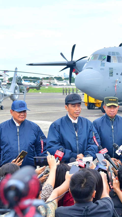 Jokowi Sebut Presiden Boleh Kampanye Didampingi Jenderal di Markas AU, PDIP Singgung Pelibatan TNI