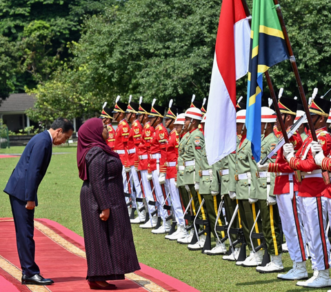 FOTO: Jokowi Terima Kunjungan Presiden Tanzania Samia Suluhu Hassan di Istana Bogor