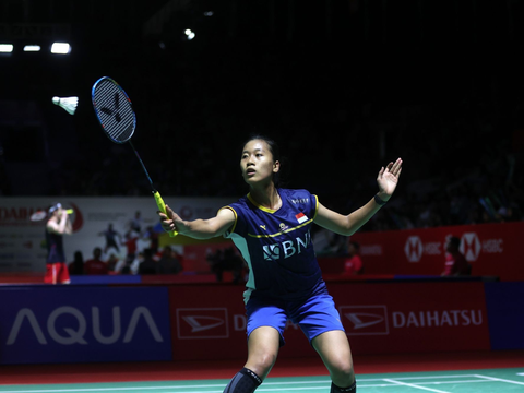 FOTO: Gagal Lolos ke 16 Besar Indonesia Masters 2024, Putri KW Kecewa Dikalahkan Wakil Jepang Natsuki Nidaira