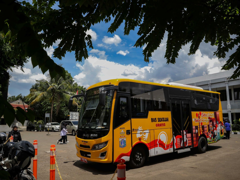 FOTO: Penampakan Lima Armada Bus Khusus di Jakarta yang Mempermudah Disabilitas Berangkat ke Sekolah