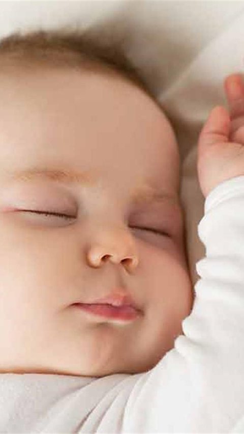<b>Mitos Bayi Sering Ngulet, Lengkap dengan Penjelasan Medisnya</b><br>
