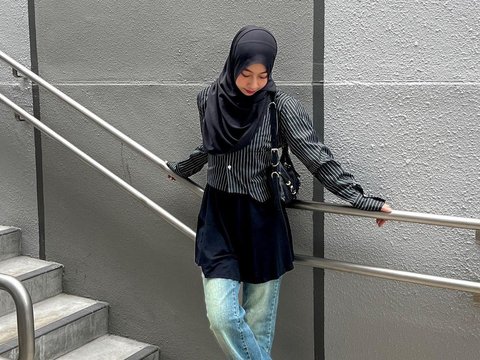 Portrait of Signature Style Adiba Khanza, All Black Outfit