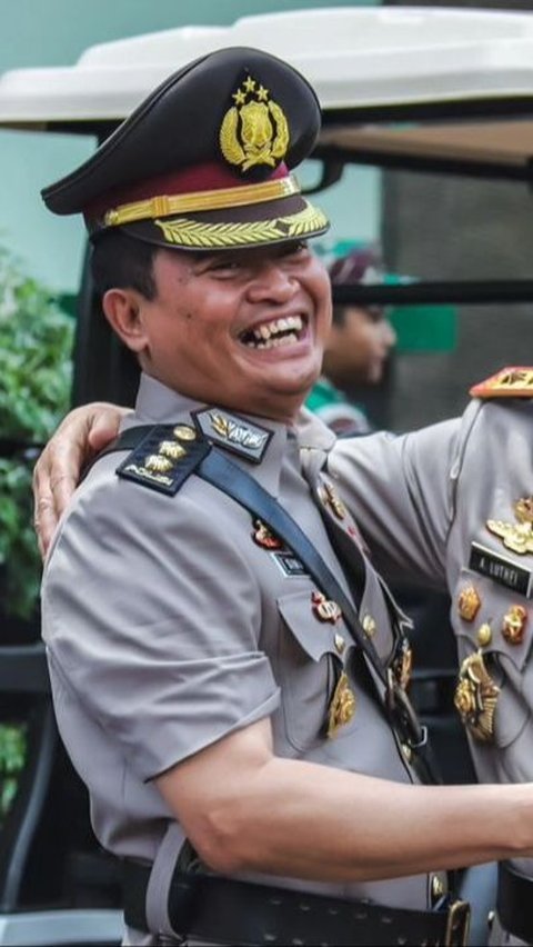 Bukan hanya Ahmad Luthfi saja, ada sosok AKBP Sinwan dalam foto tersebut.