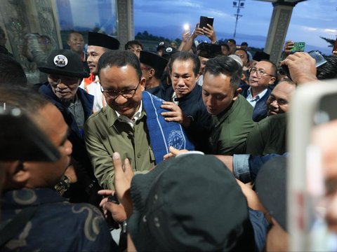 Disambut Antusias Masyarakat Ternate, Anies: Harapan Perubahan Amat Terasa