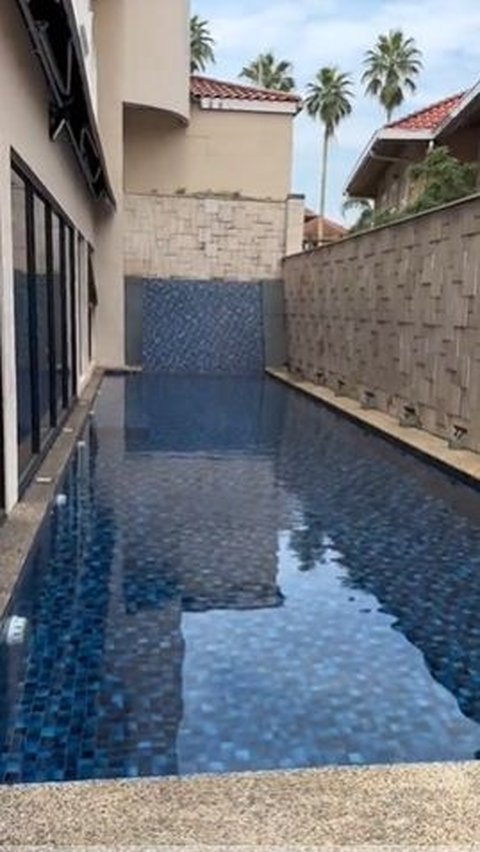 There is also a spacious and clean swimming pool next to the house.