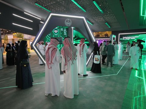 Saudi Arabia Will Open First Liquor Store After 70 Years
