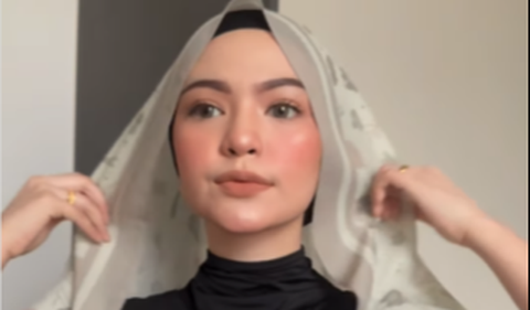 Persiapkan Hijab Segiempat