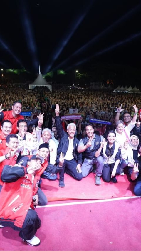 Hadiri Pesta Rakyat di Semarang, Ganjar: Saya Ingin Mengajak Semua Berpikir Rasional