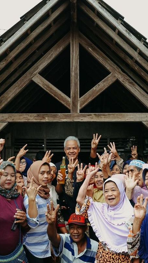 Ganjar Titip Pesan ke Pendukung di Cirebon: Temui Rakyat Terus Menerus, Ajak Coblos Nomor Tiga