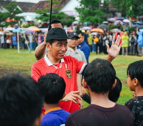 Jokowi Tantang Timnas Indonesia Kalahkan Australia: Besok Menang, Kita Bicara Bonus