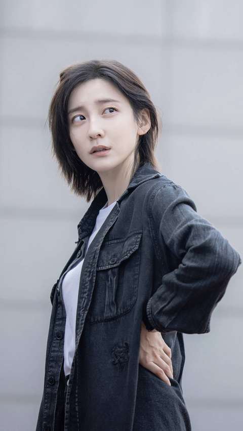 2. Park Ji Hyun Sebagai Lee Kang Hyun