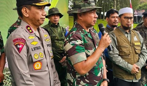 Sosok Pria Berjenggot Jadi Sorotan