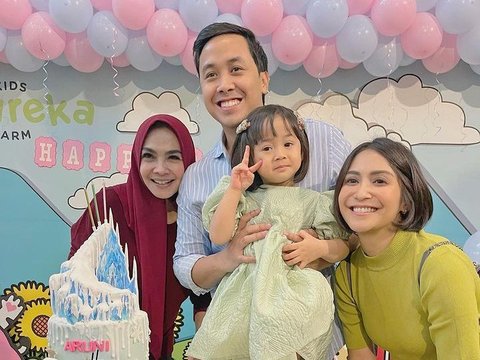 10 Potret Perayaan Ultah ke-3 Aruni Anak Caca Tengker, Penampilan Nagita Slavina Malah Bikin Salfok