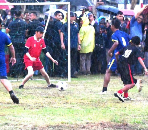 PSI Ungkap Makna di Balik Jokowi Ajak Main Bola Kaesang dan Raja Juli