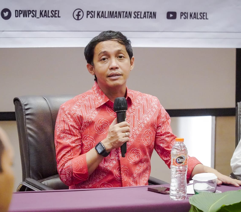 Profil Raja Juli Antoni: Berdarah Riau, Aktivis Hingga Politikus