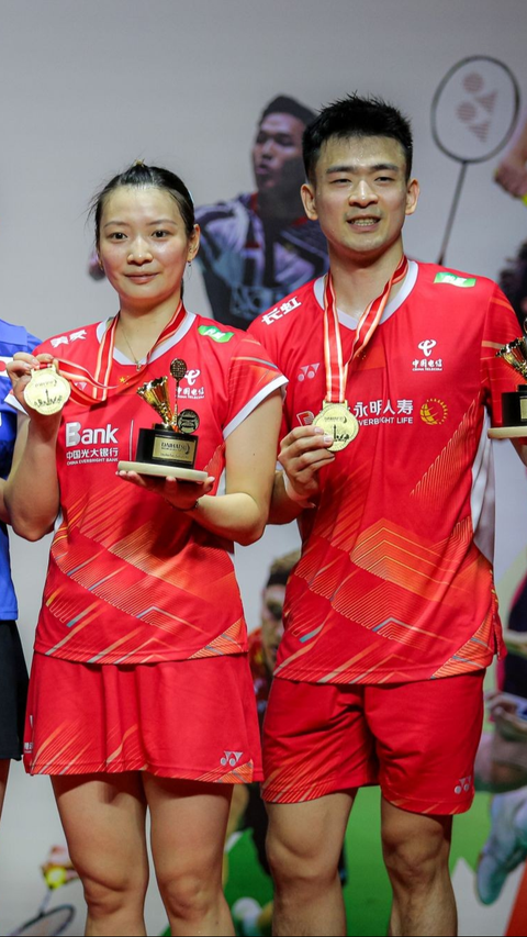 FOTO: Hajar Jepang, Ganda Campuran China Zheng/Huang Ukir Sejarah Juara Lima Kali di Indonesia Masters