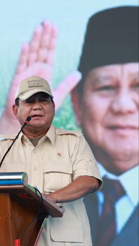 Prabowo: Kau Lebih Suka Pemimpin Bicara Halus Kayak Profesor atau Tak Bicara Manis Seperti Saya?